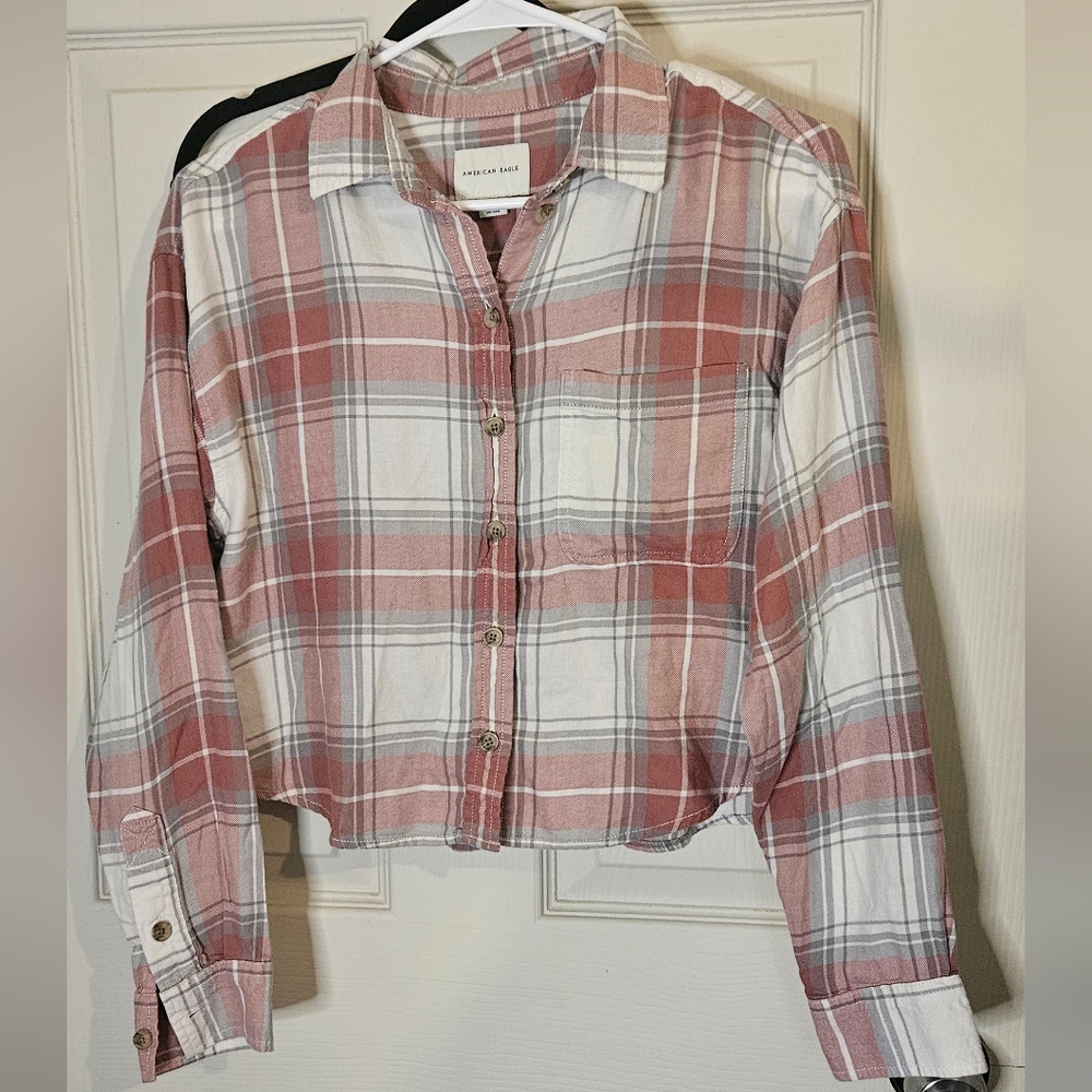 American Eagle Outfitters Plaid Cropped Shirt